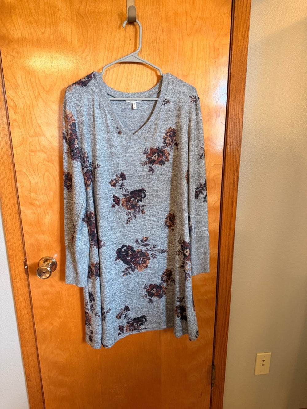 Maurices Gray Floral V-Neck Tunic with Brown and Purple Blooms